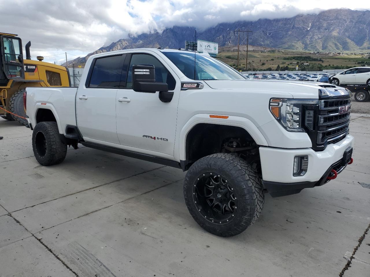 2022 GMC Sierra K2500 At4 - Фото 4