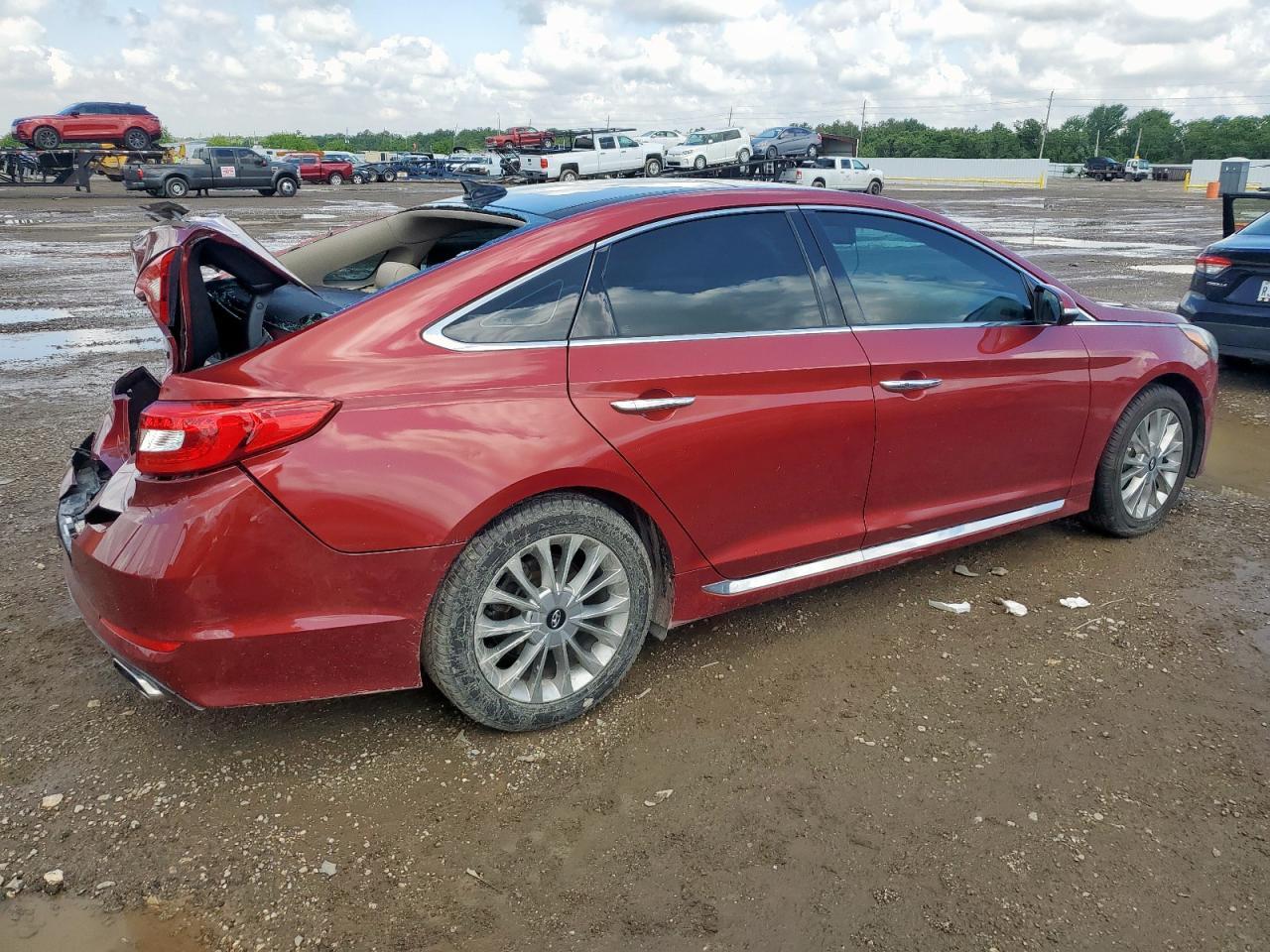 2015 Hyundai Sonata Sport - Image 3