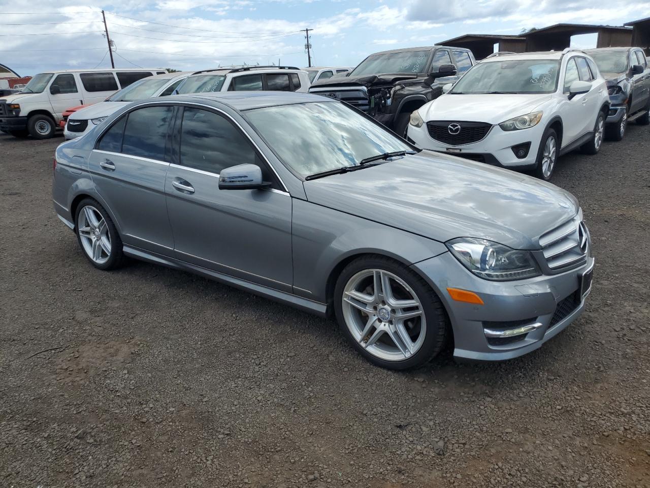 2013 Mercedes-Benz C 250 - Фото 4