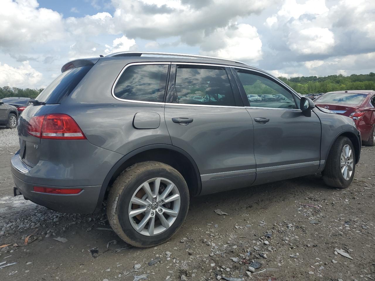 2014 Volkswagen Touareg V6 - Фото 3