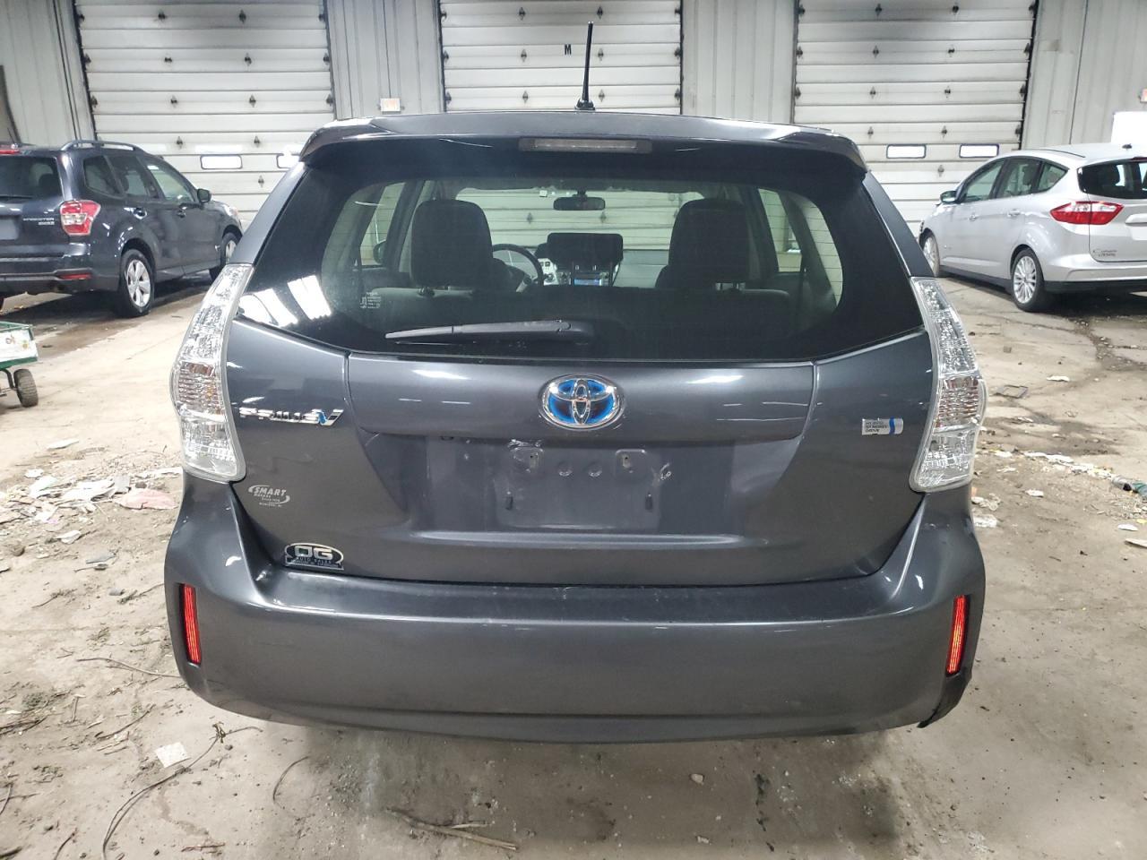 2012 Toyota Prius V - Image 6