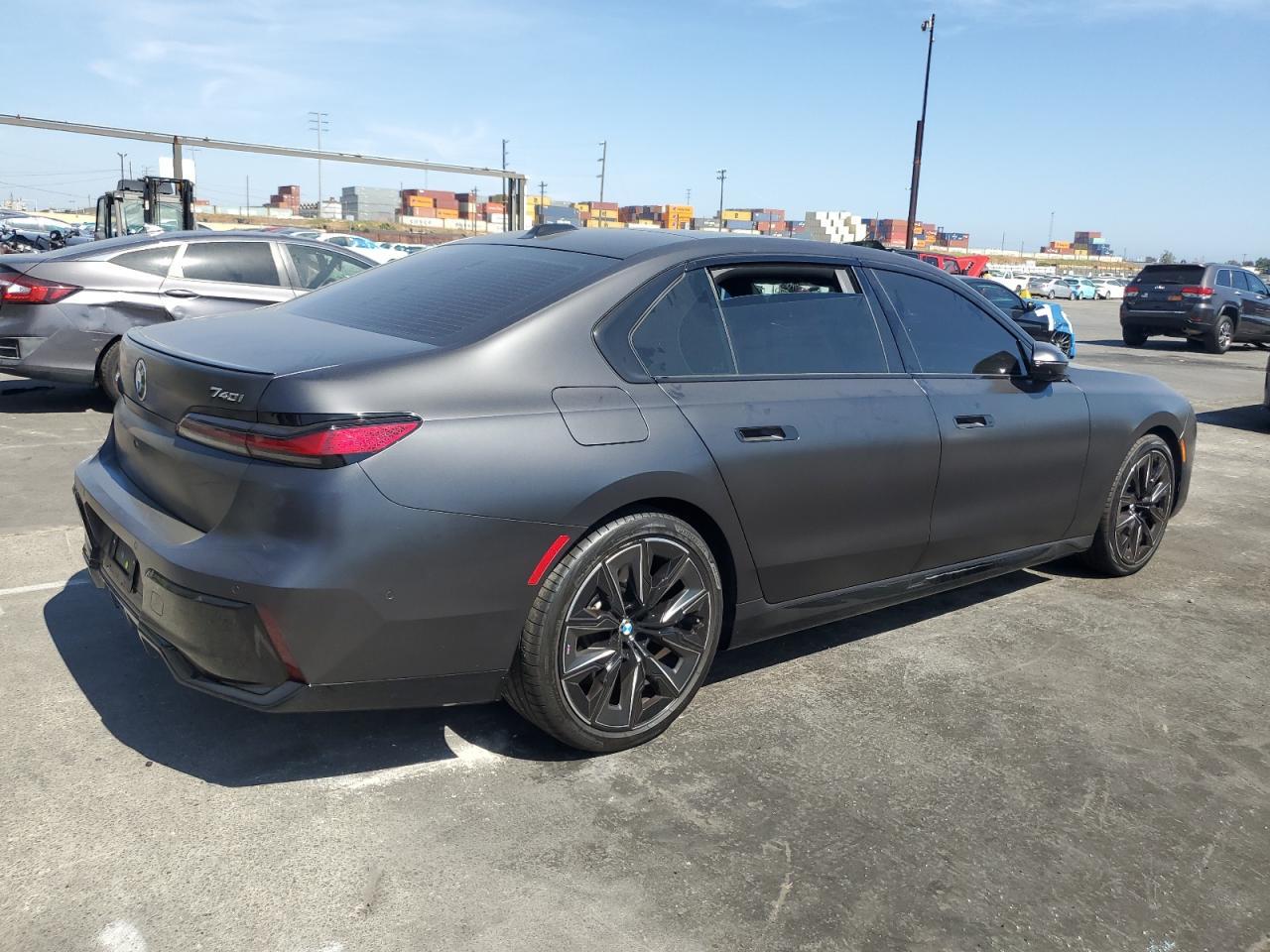 2025 BMW 740 I - Фото 3