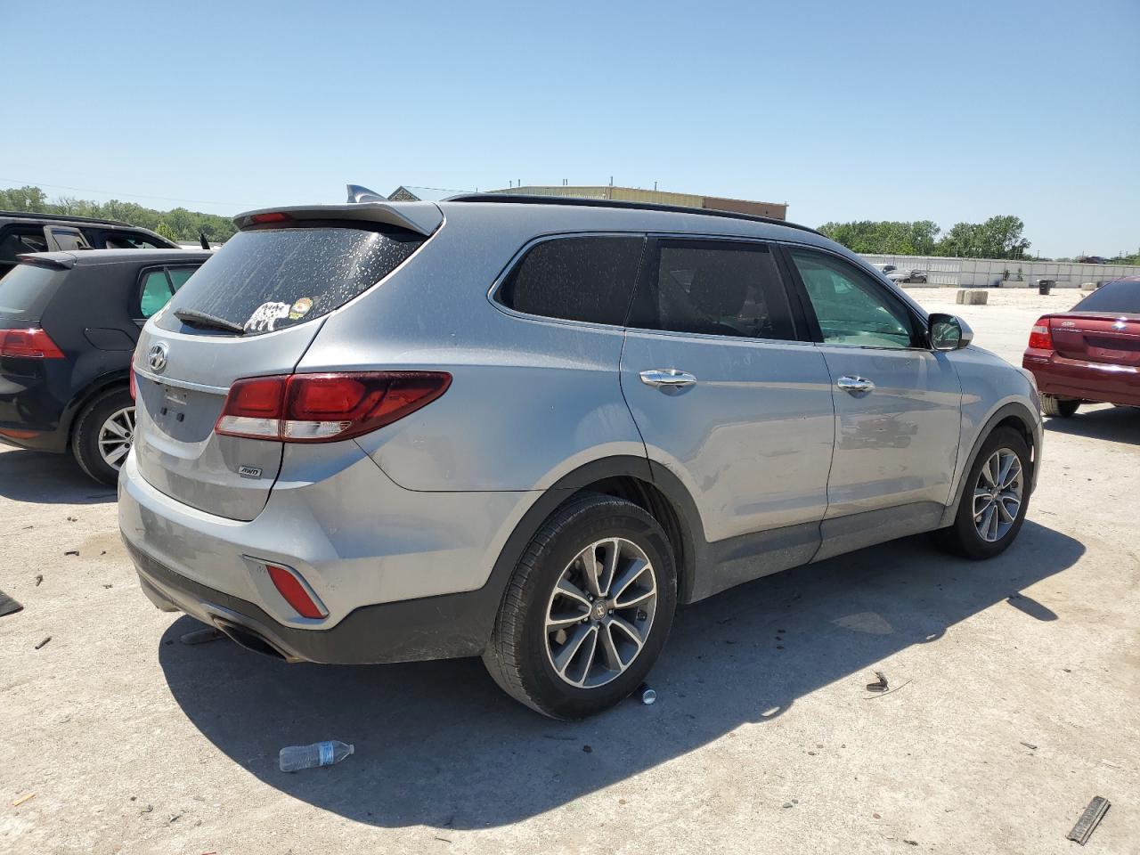 2017 Hyundai Santa Fe Se - Фото 3