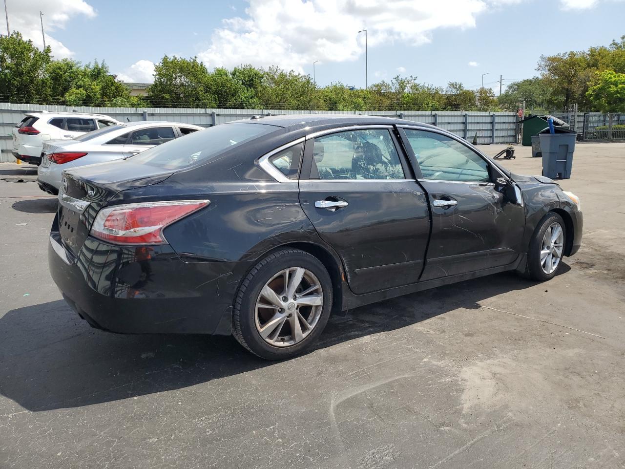 2015 Nissan Altima 2.5 - Фото 3
