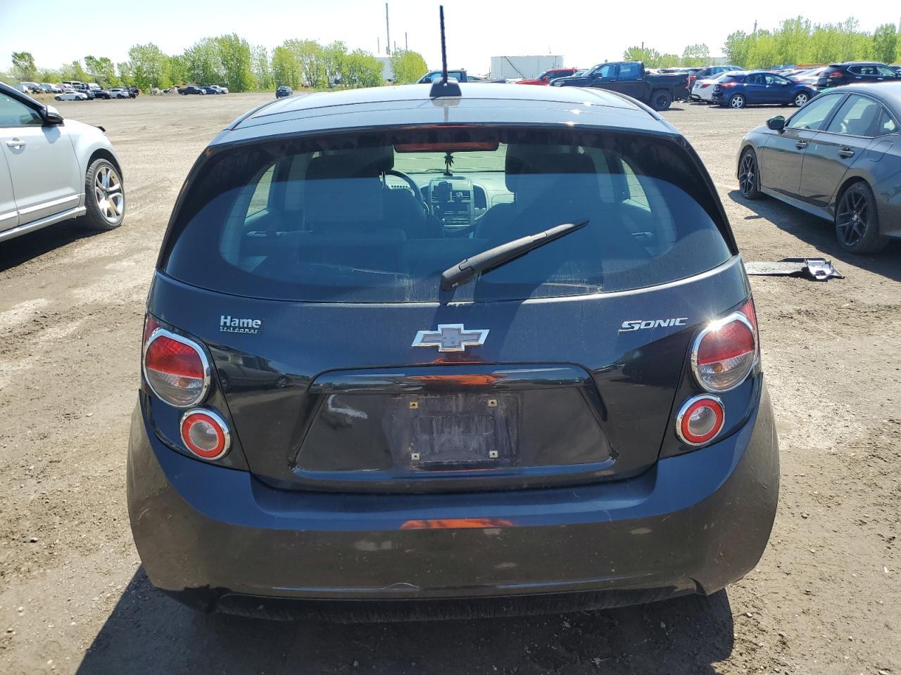 2015 Chevrolet Sonic Ls - Image 6