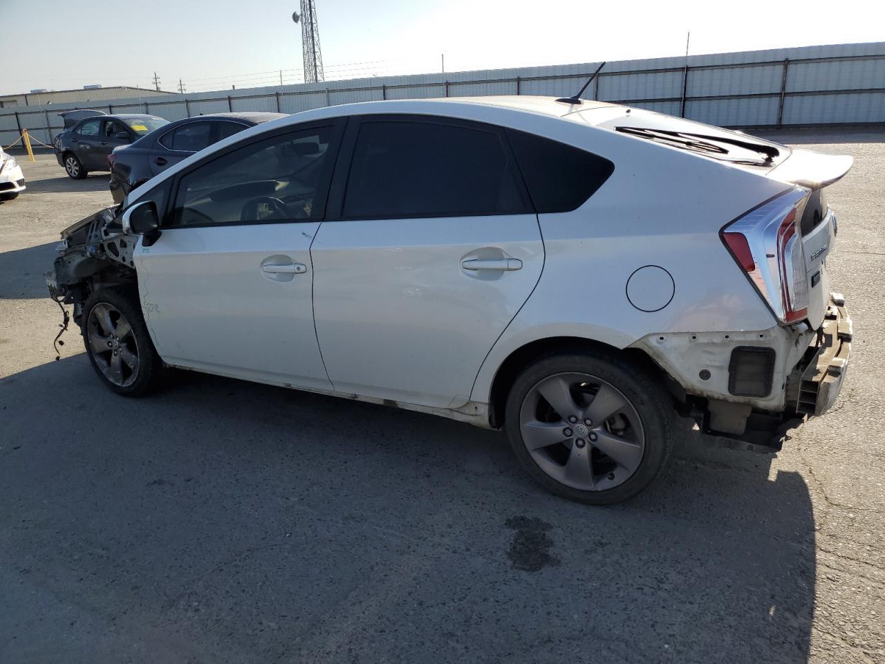 2015 Toyota Prius - Фото 2