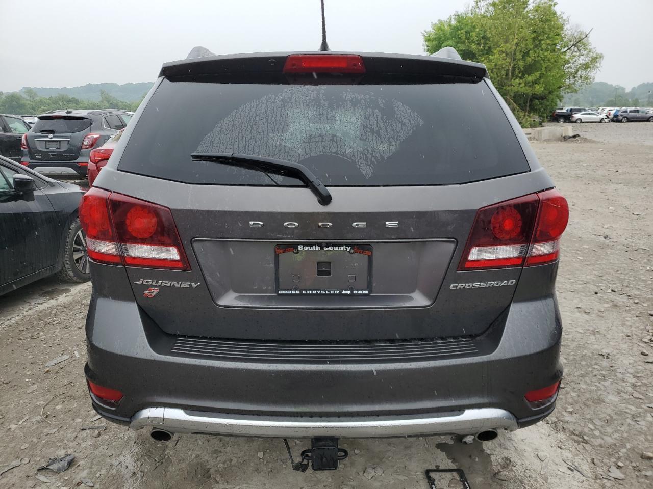 2018 Dodge Journey Crossroad - Image 6