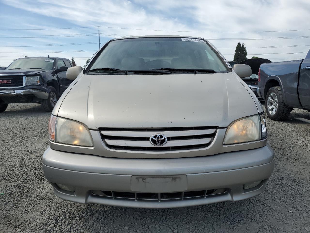 2001 Toyota Sienna Le - Фото 5