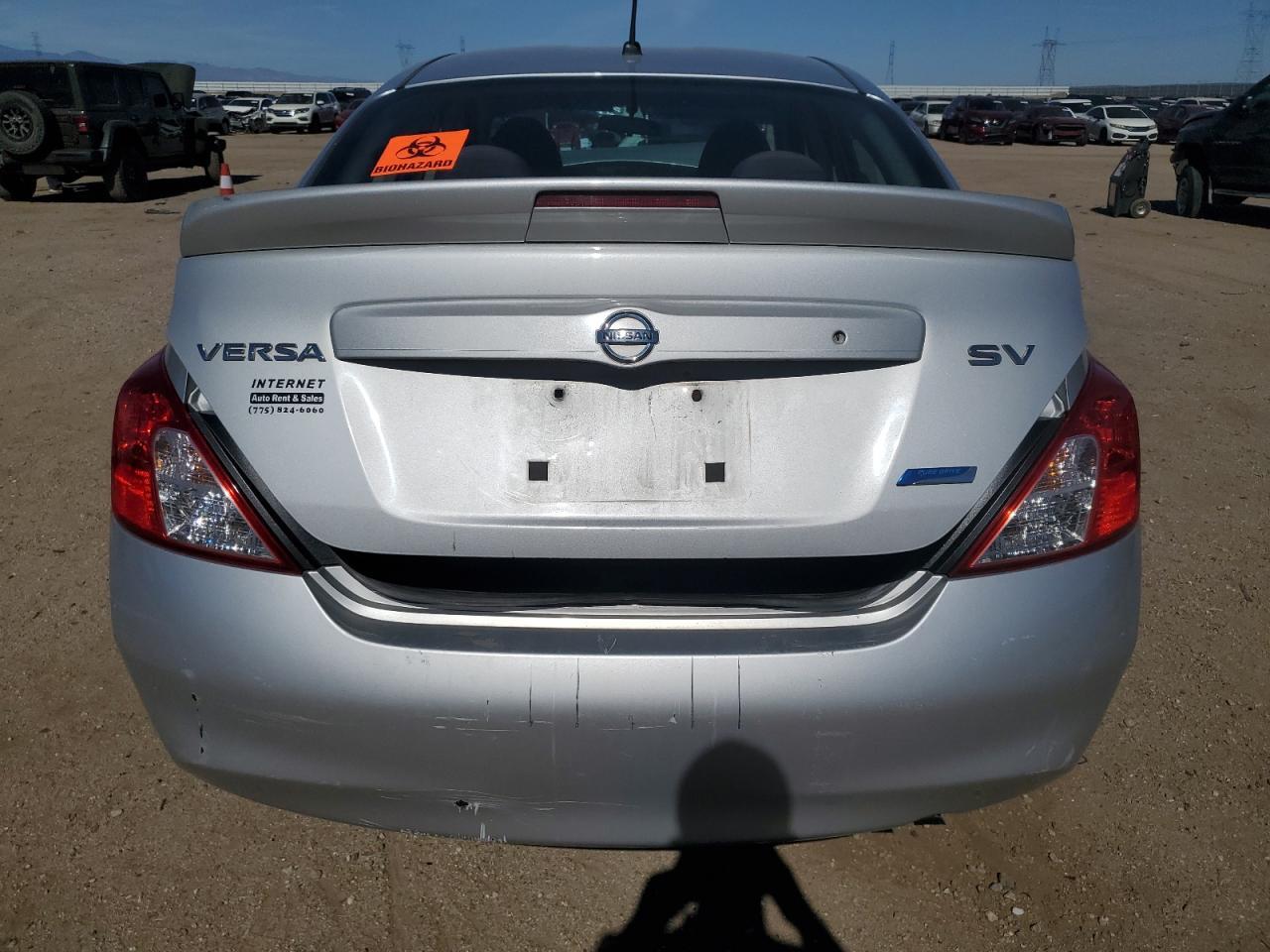 2013 Nissan Versa S - Фото 6