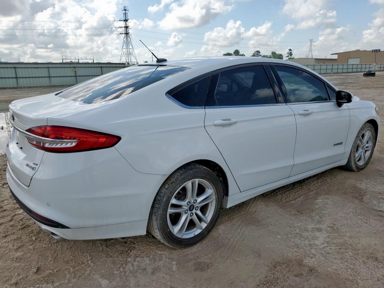 2018 Ford Fusion Se Hybrid - Image 3