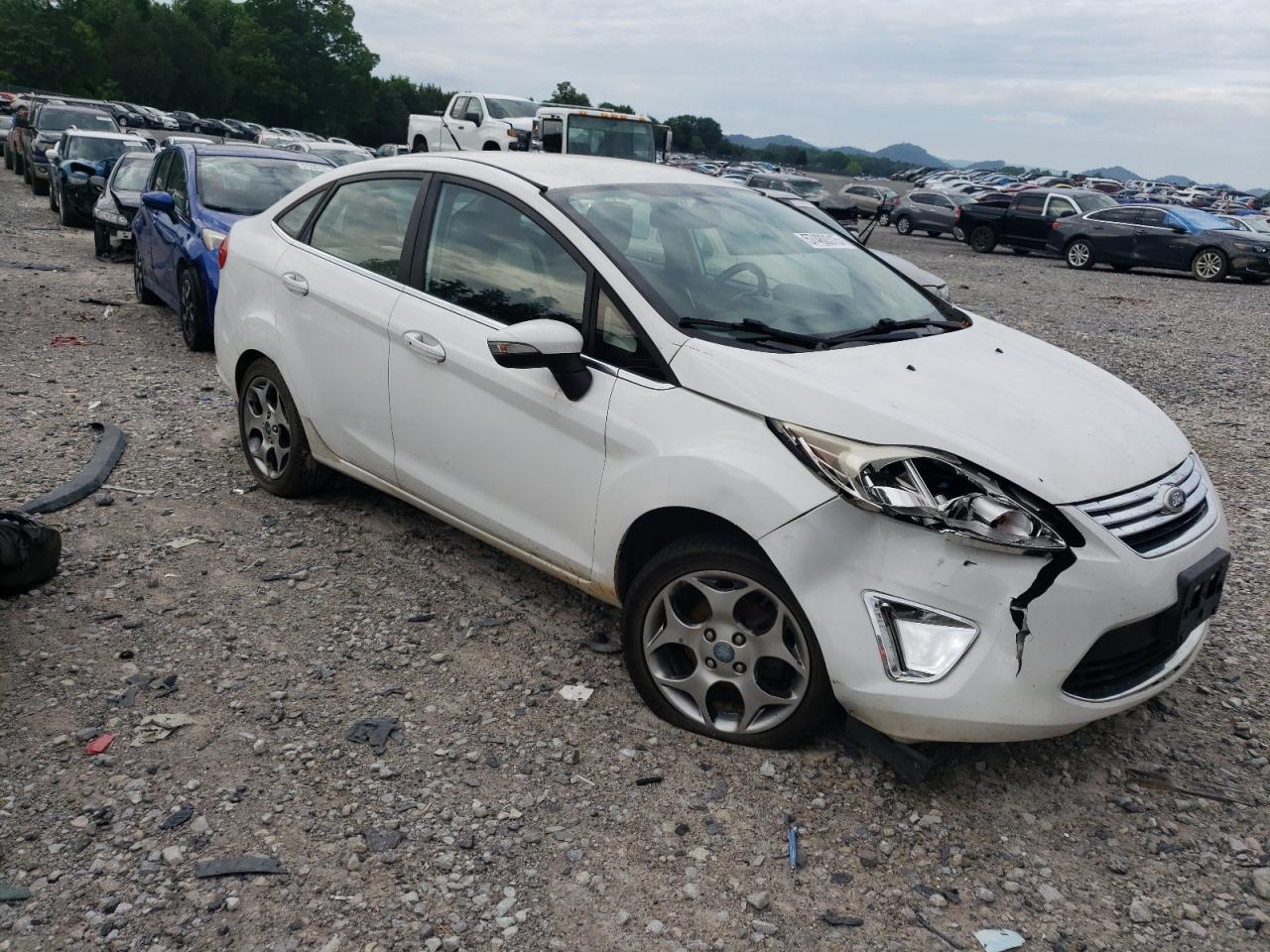 2011 Ford Fiesta Sel - Image 4