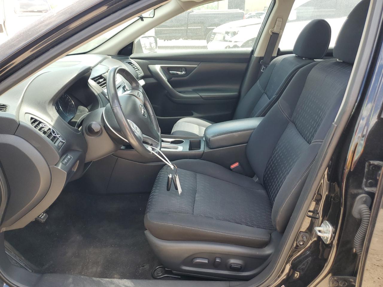 2017 Nissan Altima 2.5 - Image 7