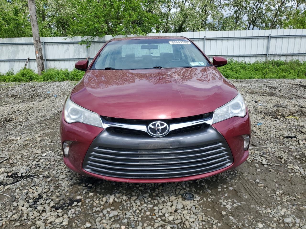 2017 Toyota Camry Le - Фото 5