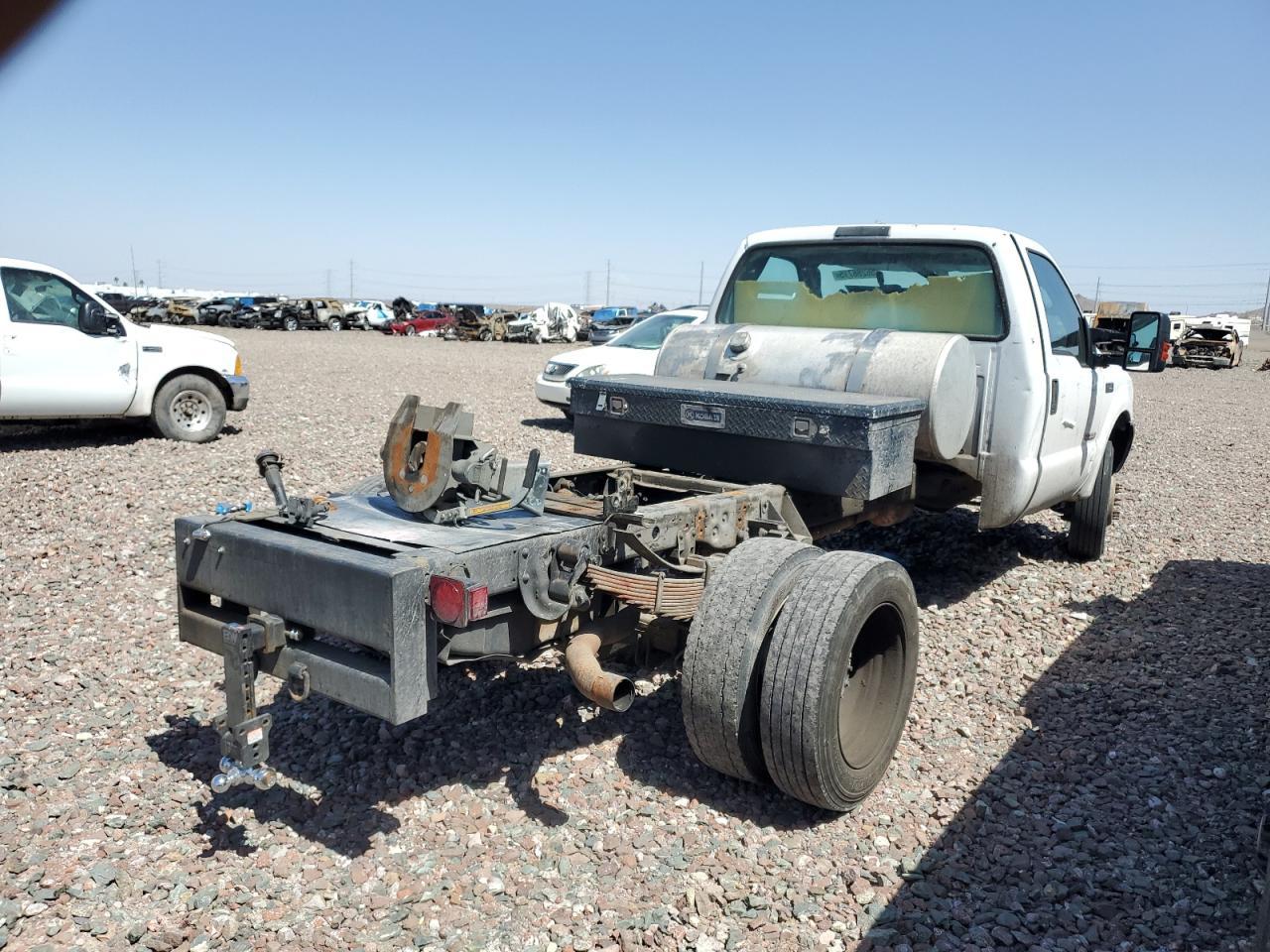 2004 Ford F550 Super Duty - Фото 3