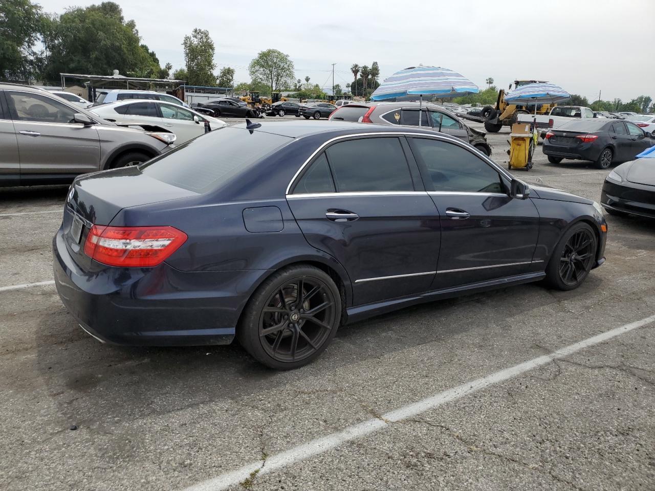 2010 Mercedes-Benz E 350 - Фото 3