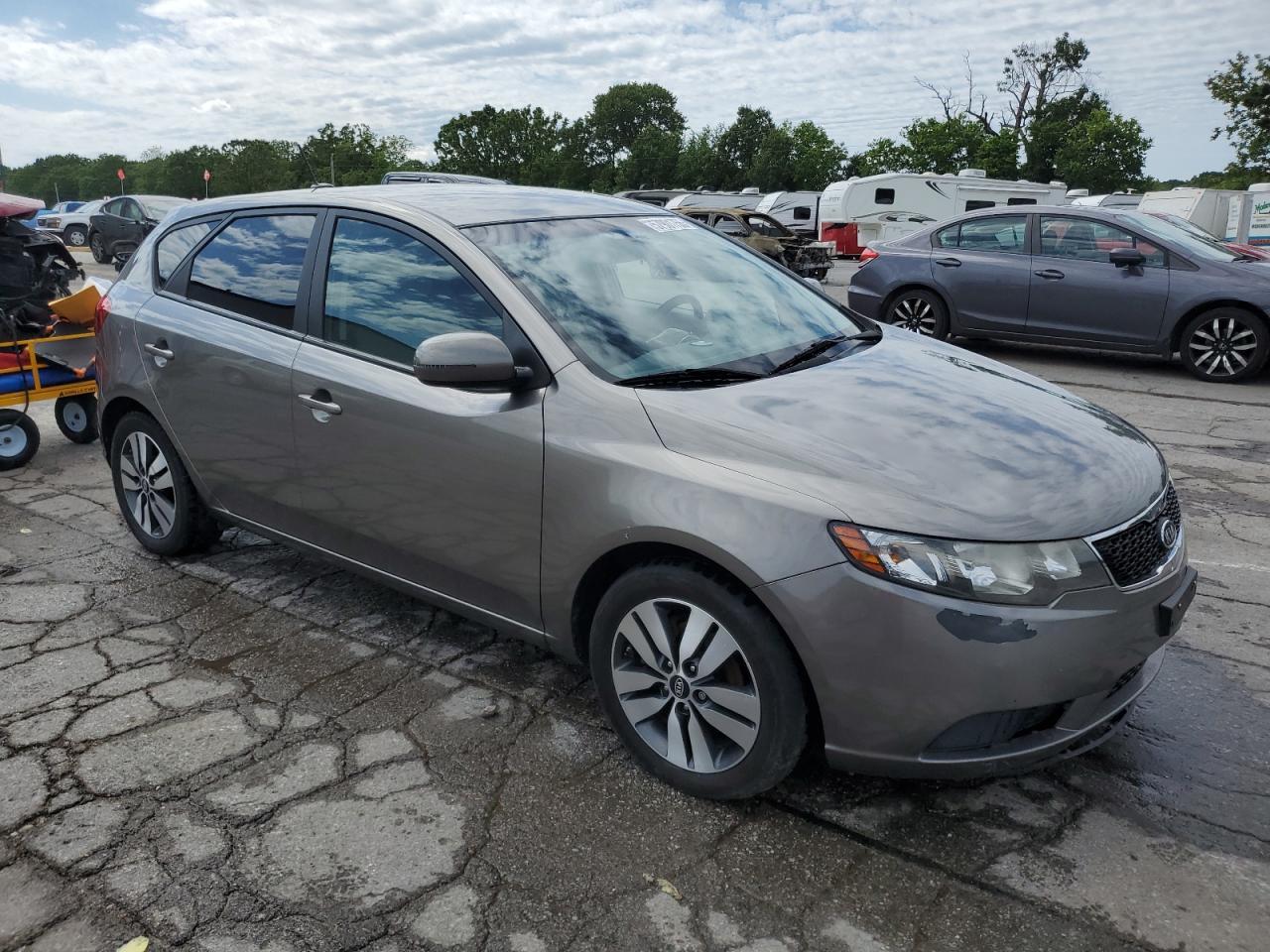 2013 Kia Forte Ex - Image 4
