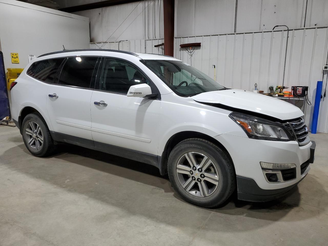 2016 Chevrolet Traverse Lt - Фото 4