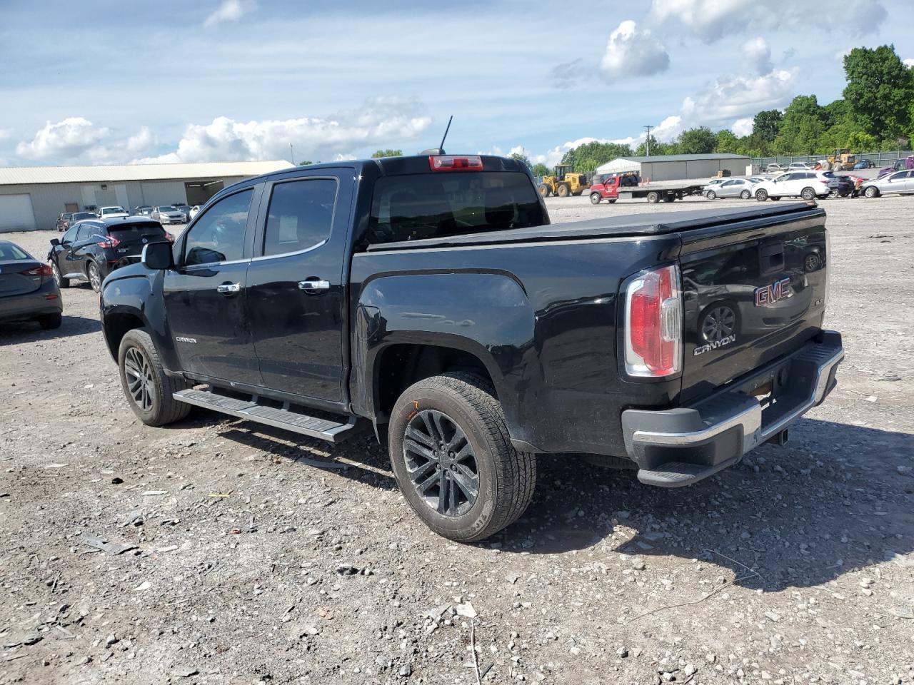 2015 GMC Canyon Slt - Image 2