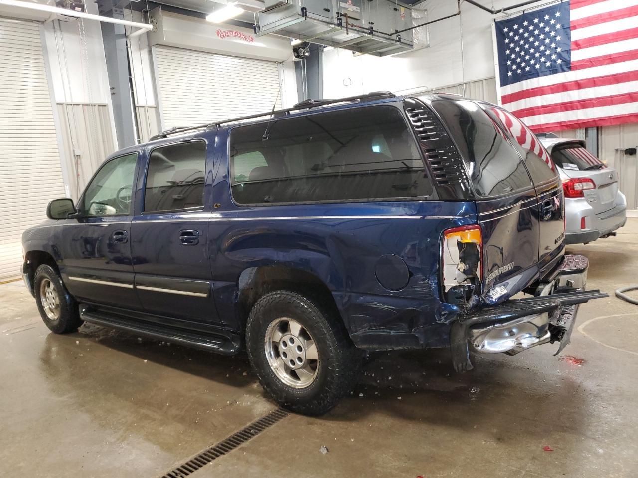 2001 Chevrolet Suburban K1500 - Фото 2