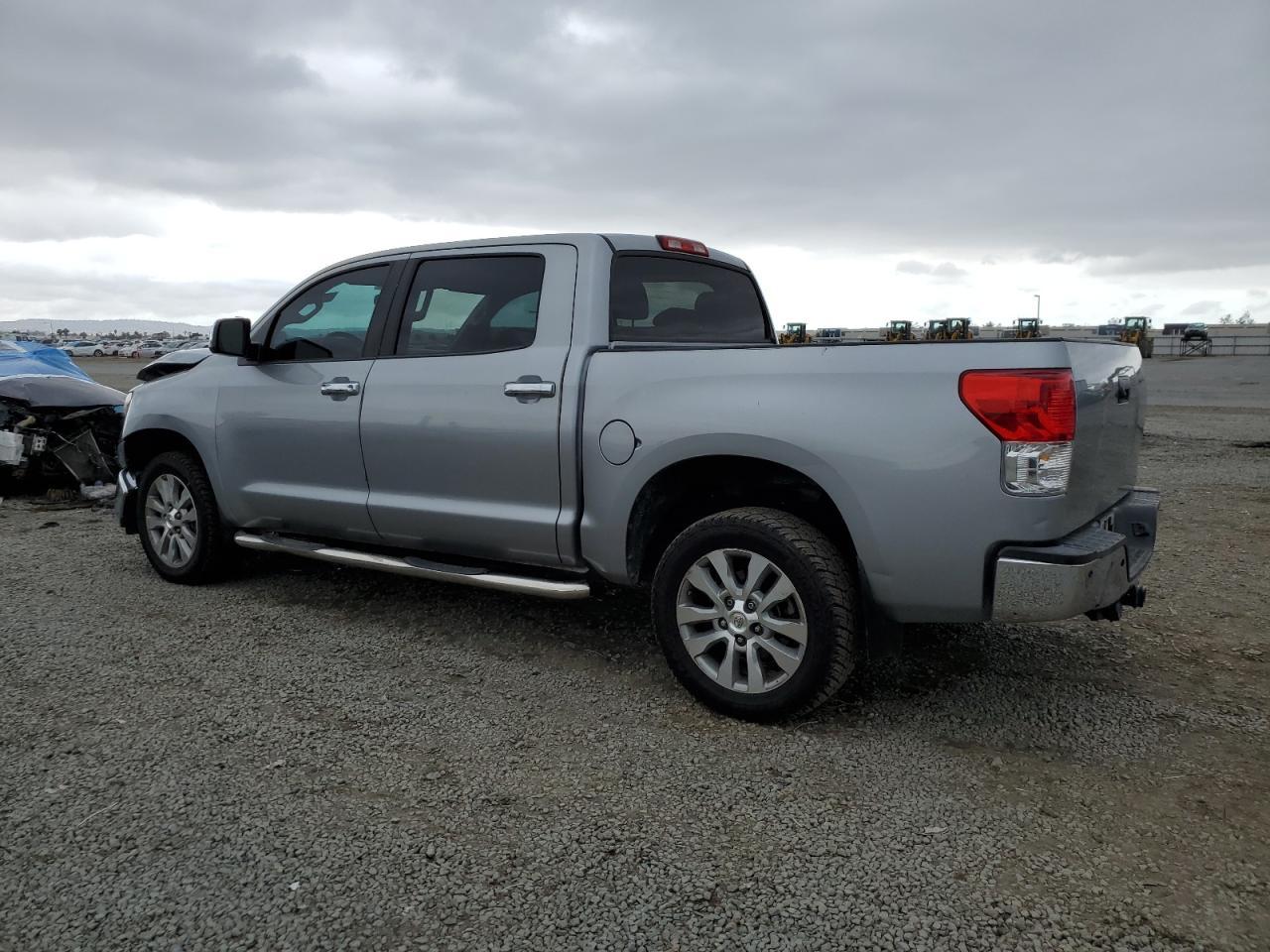2013 Toyota Tundra Crewmax Limited - Image 2