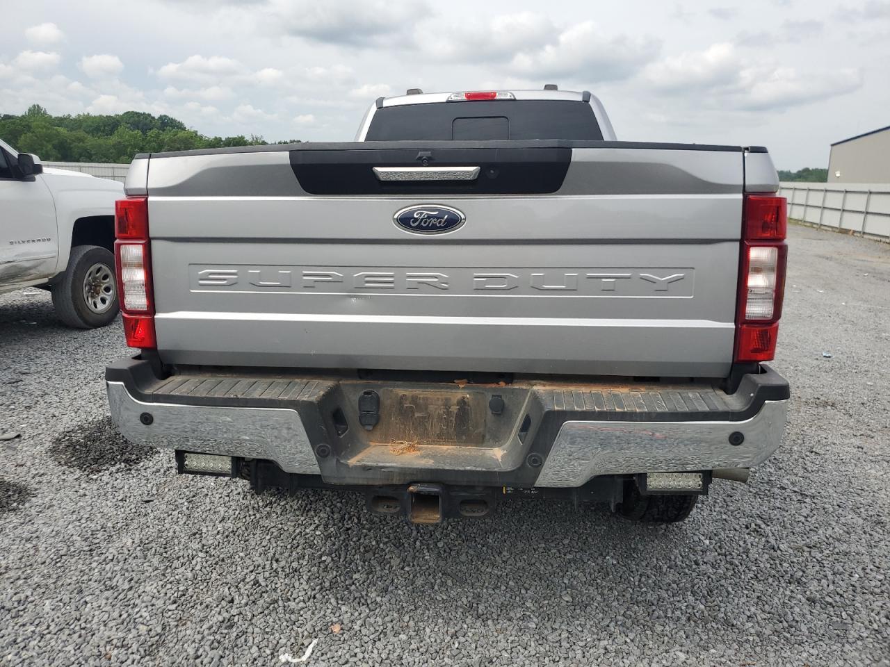 2021 Ford F350 Super Duty - Фото 6