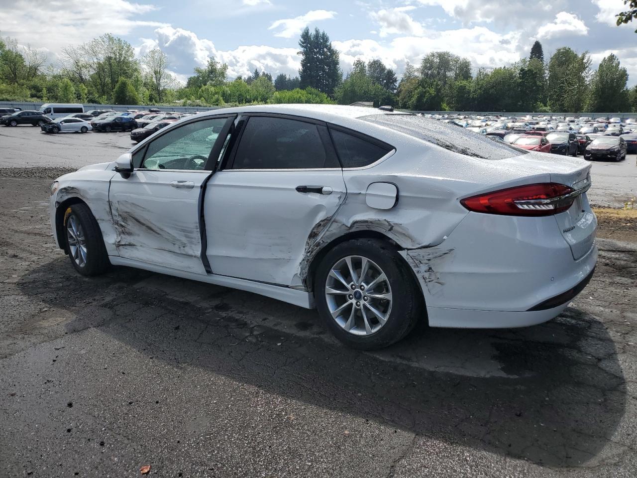 2017 Ford Fusion Se - Фото 2