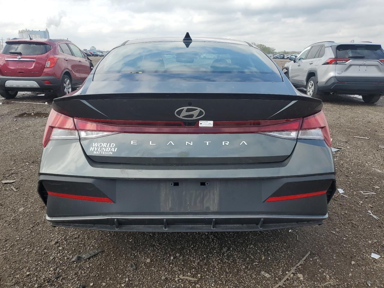 2025 Hyundai Elantra Sel Sport - Фото 6