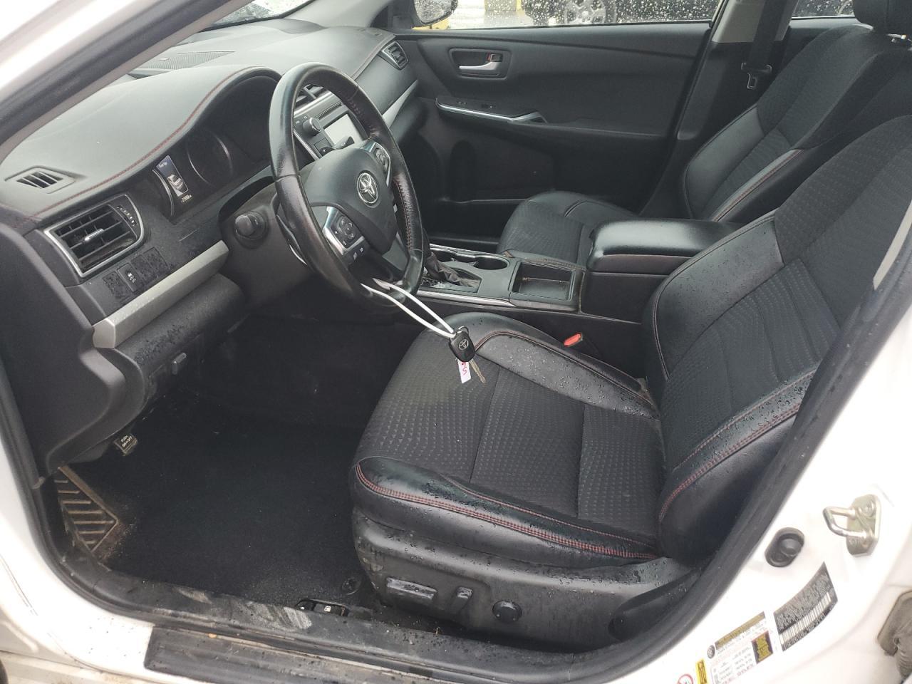 2015 Toyota Camry Le - Image 7