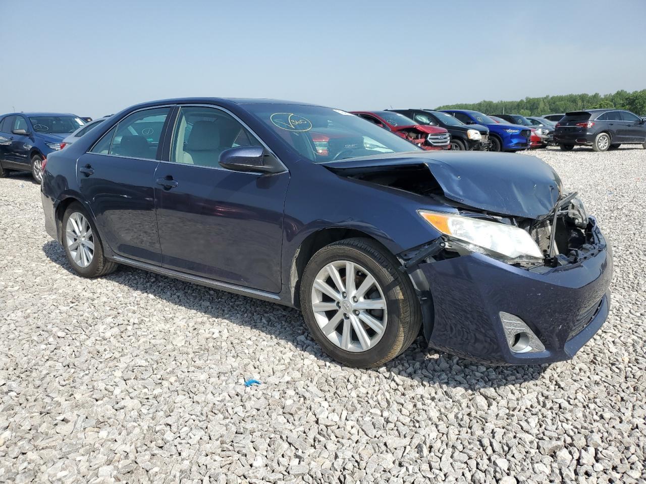 2014 Toyota Camry L - Image 4
