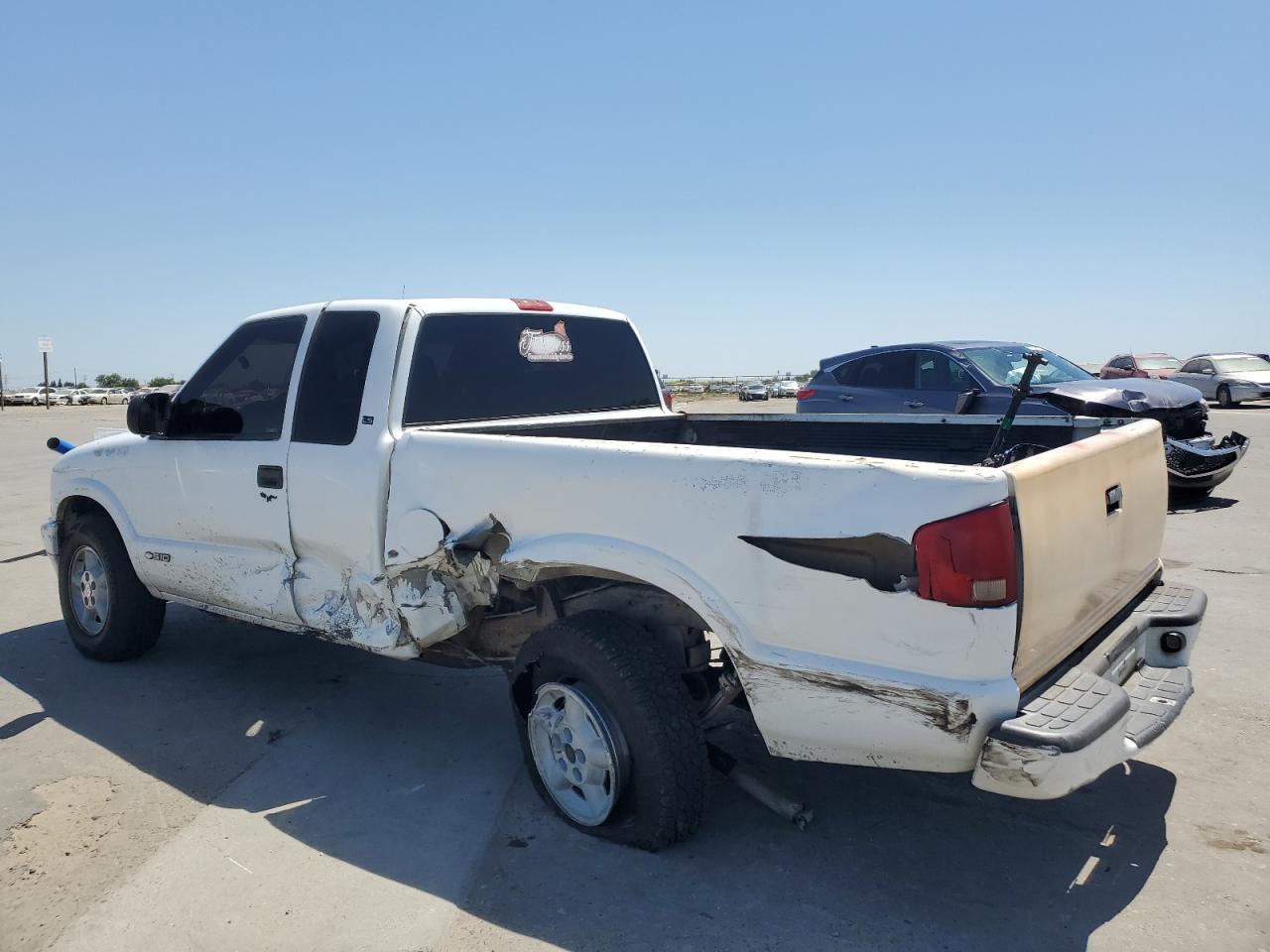 2001 Chevrolet S Truck S10 - Фото 2