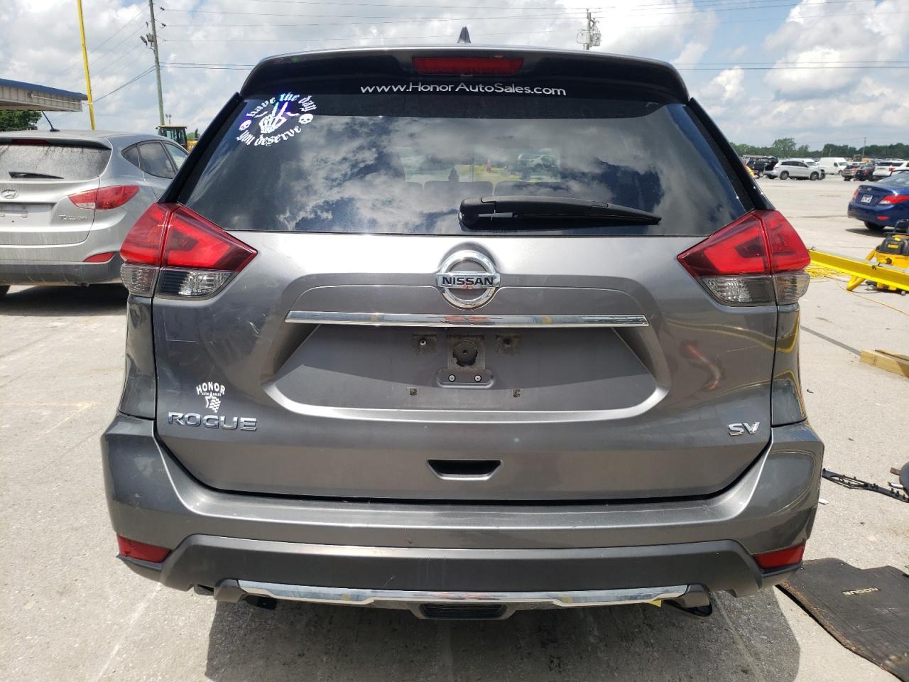 2017 Nissan Rogue S - Фото 6