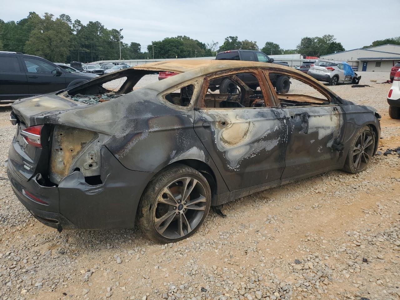2019 Ford Fusion Titanium - Фото 3