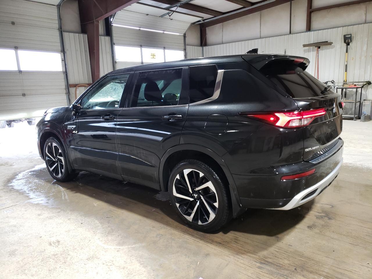 2023 Mitsubishi Outlander Se - Фото 2