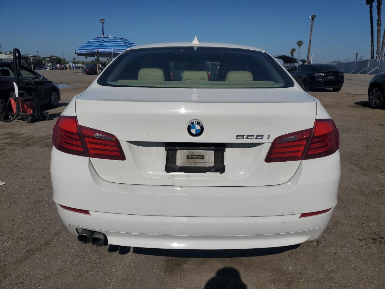 2011 BMW 528 I - Фото 6
