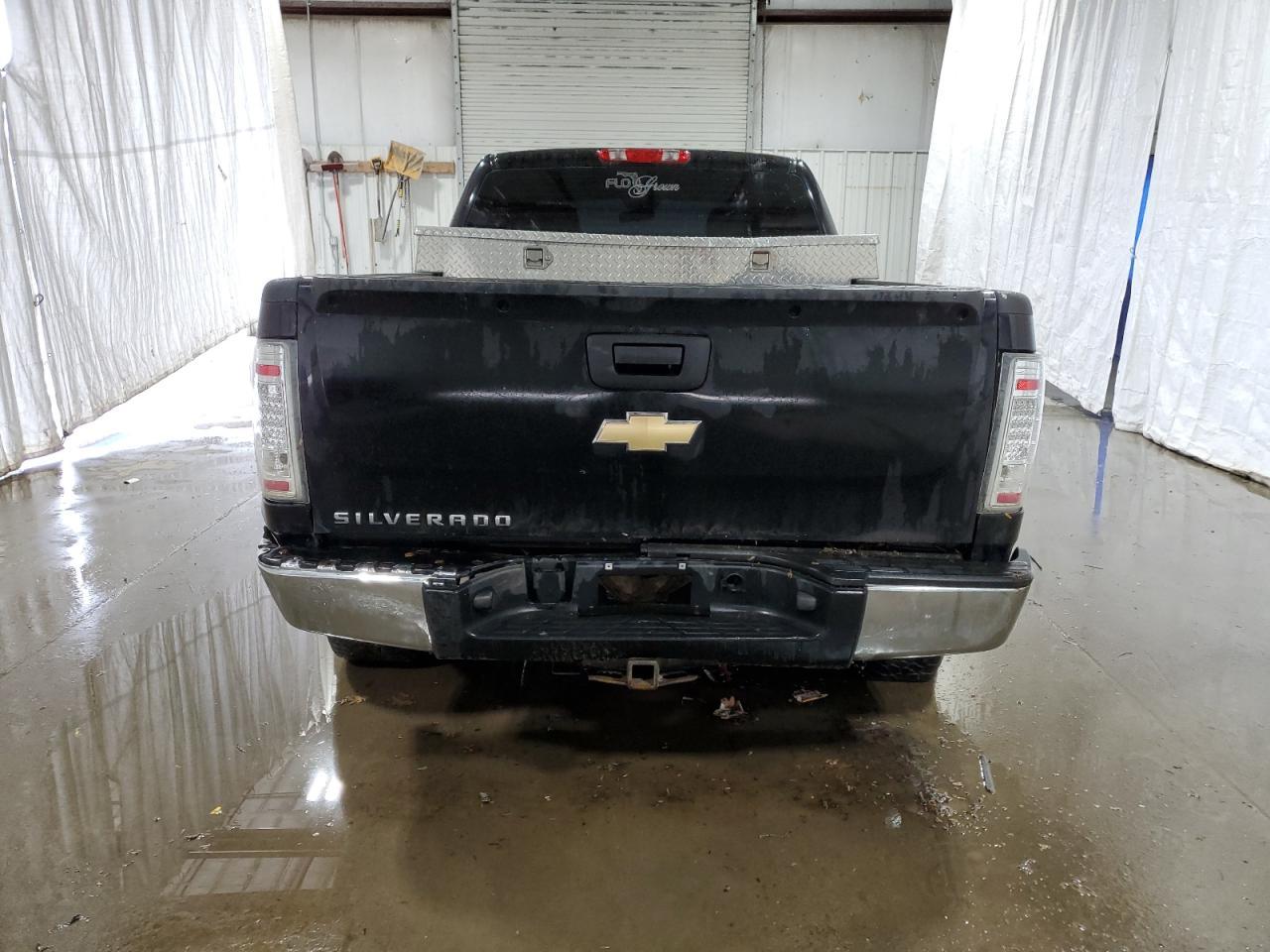 2011 Chevrolet Silverado C1500 - Фото 6