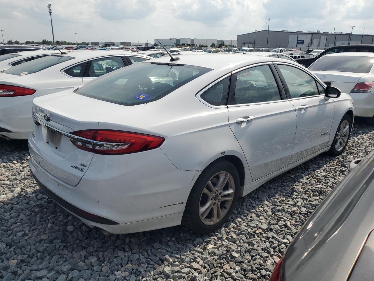 2018 Ford Fusion Se Hybrid - Фото 3