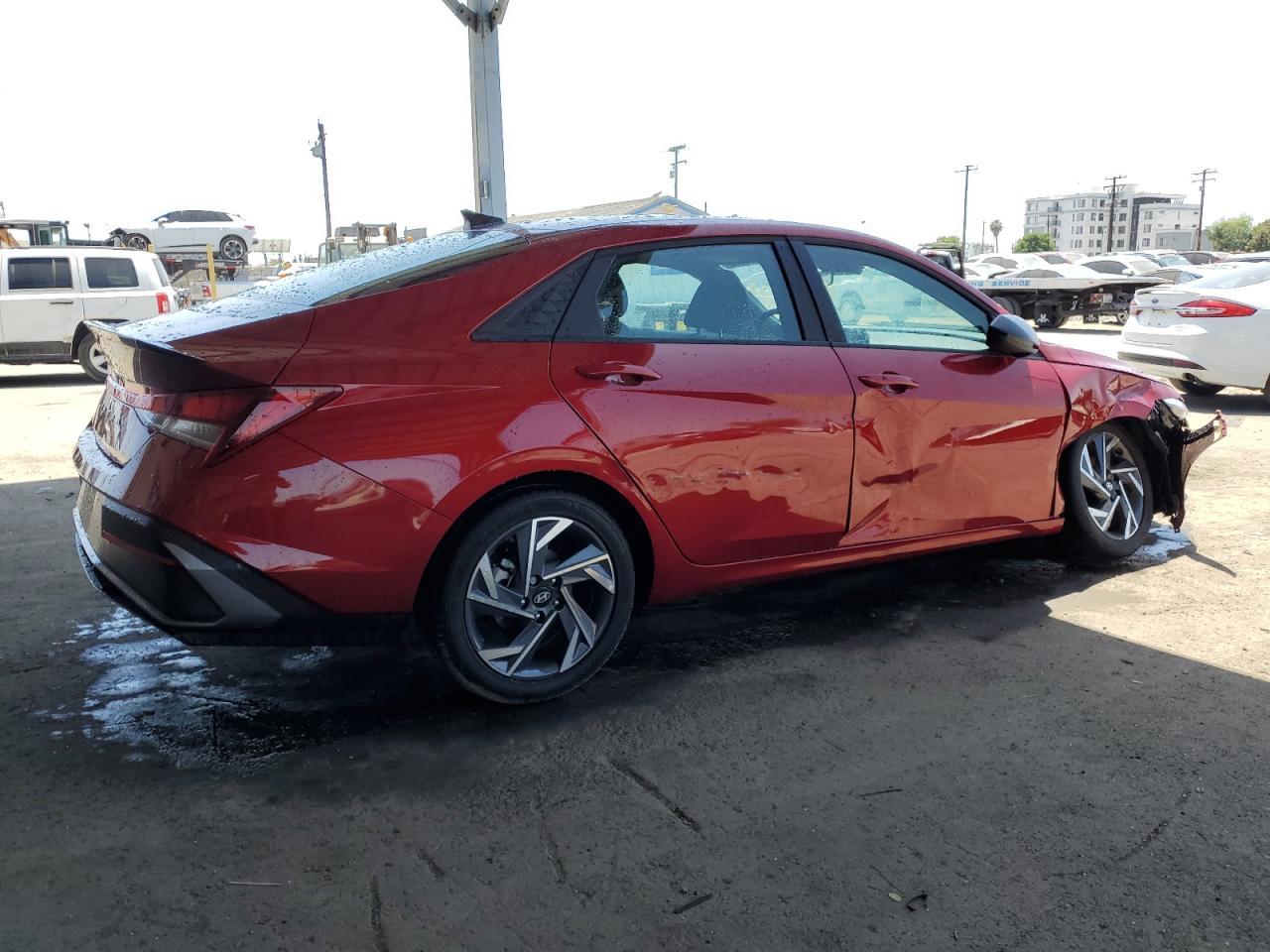 2025 Hyundai Elantra Sel Sport - Фото 3