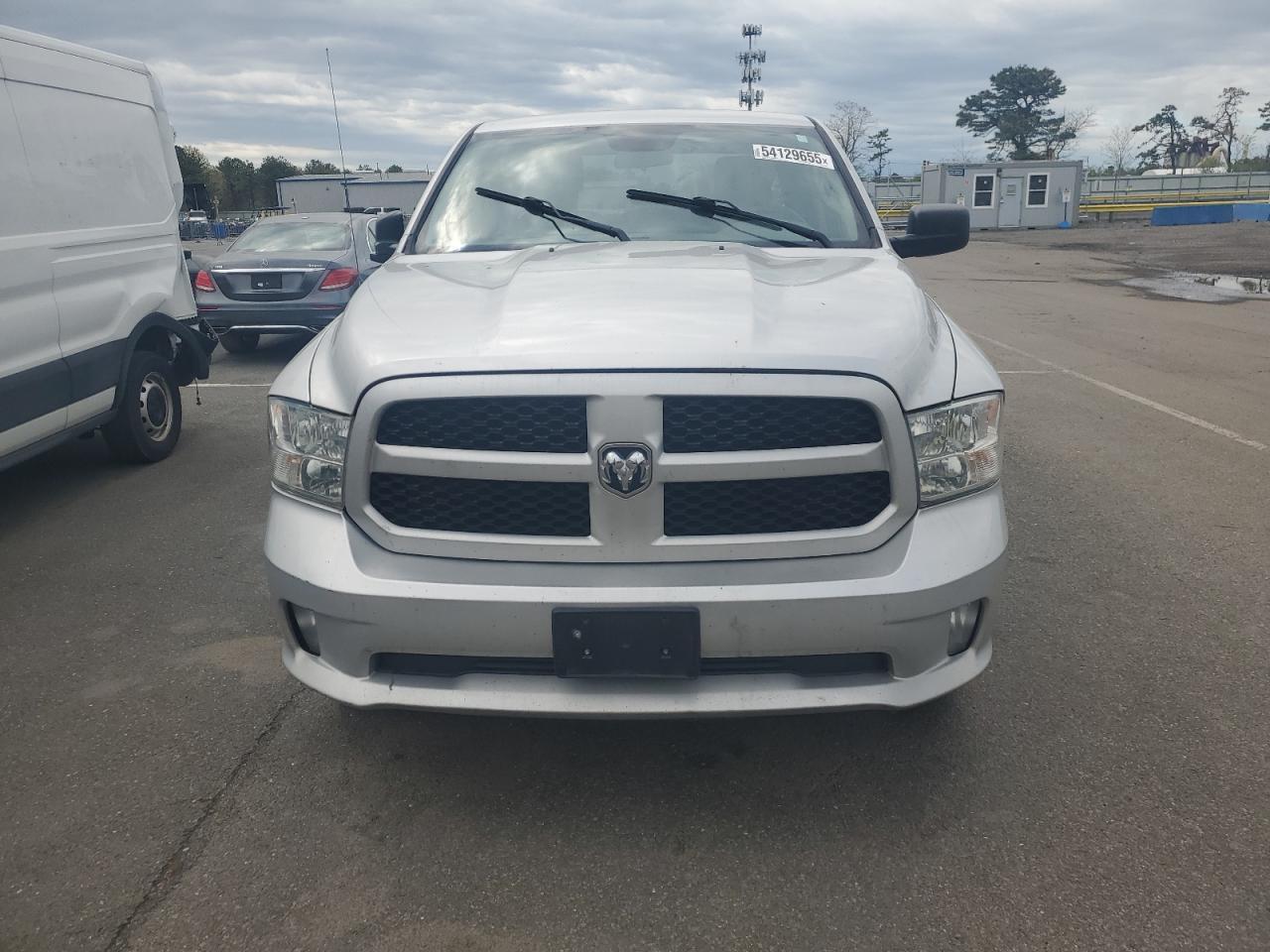 2019 Ram 1500 Classic Tradesman - Фото 5