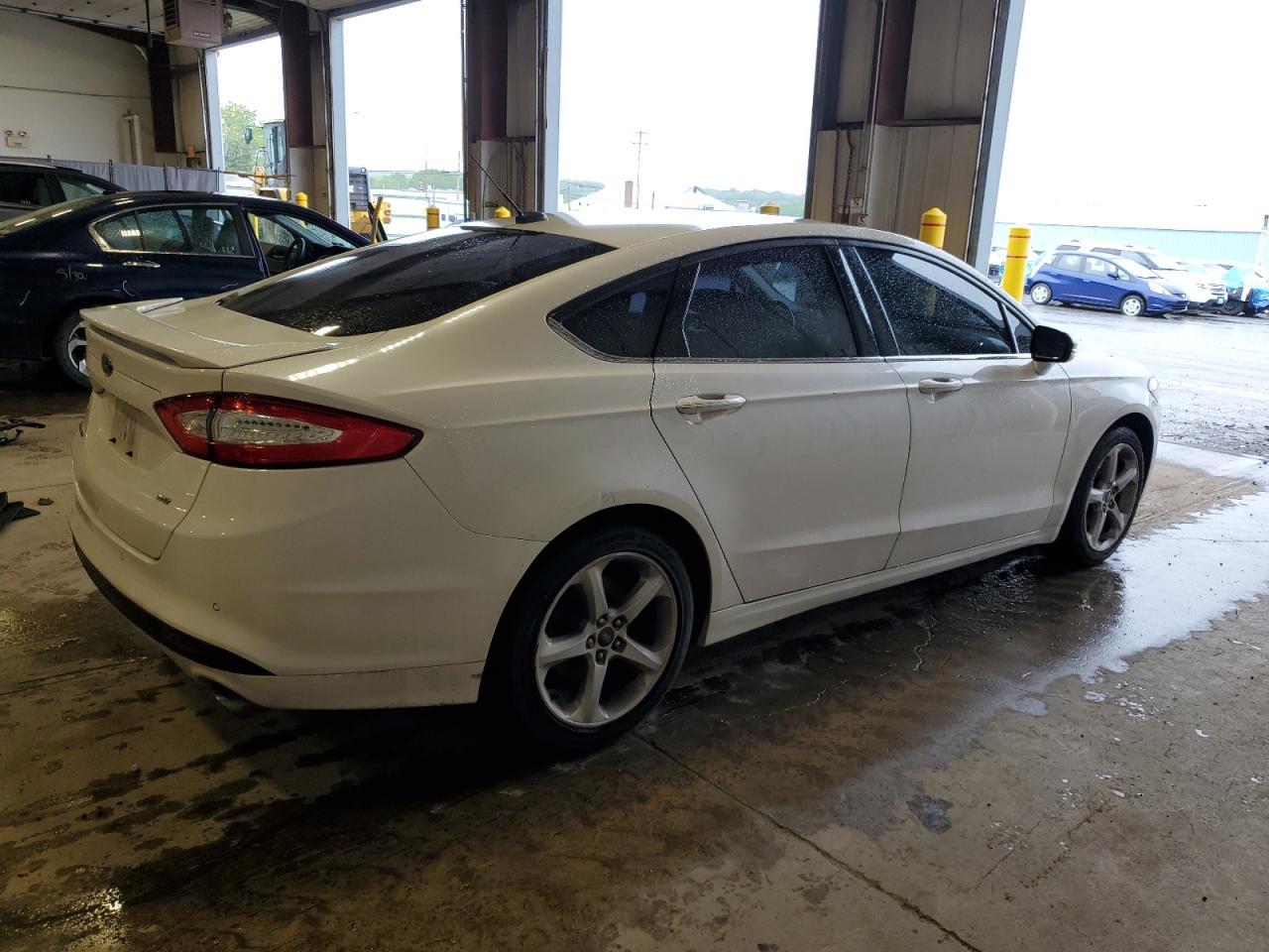2016 Ford Fusion Se - Фото 3