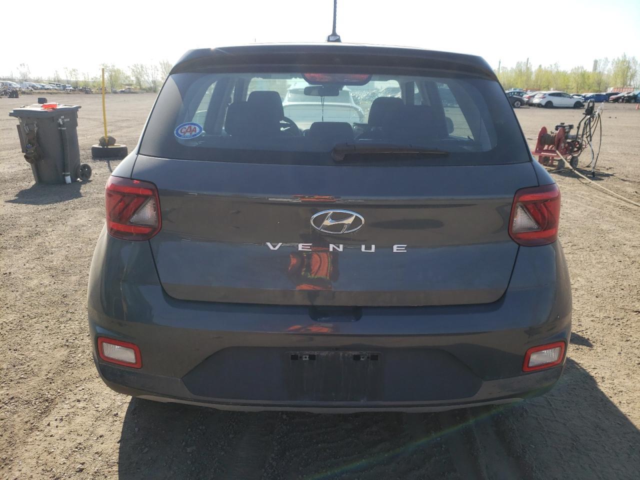 2024 Hyundai Venue Se - Image 6