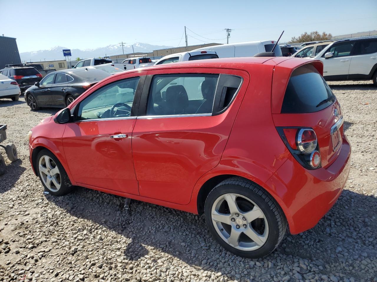 2015 Chevrolet Sonic Ltz - Фото 2