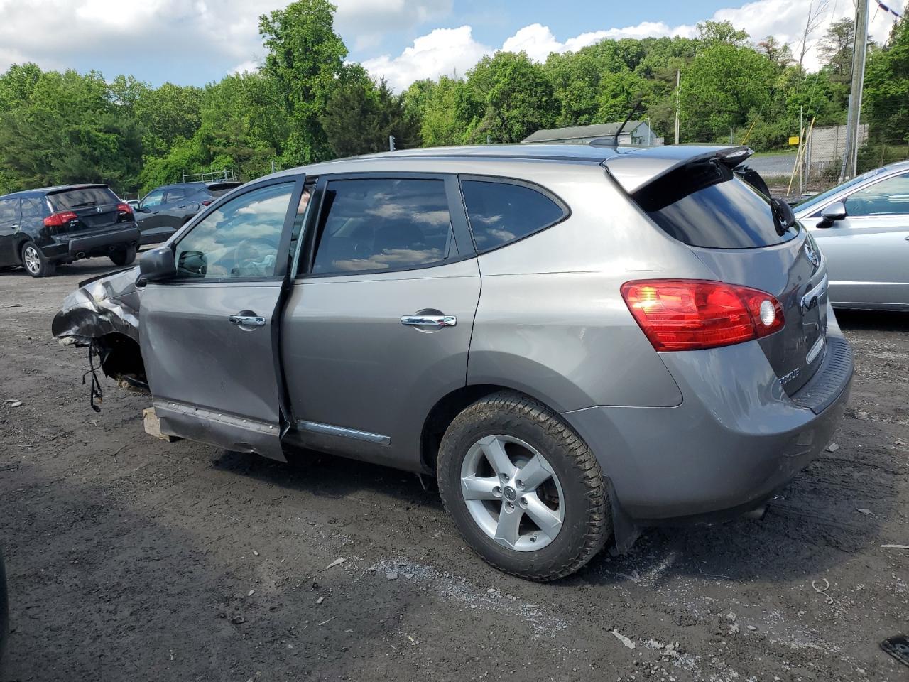 2012 Nissan Rogue S - Фото 2