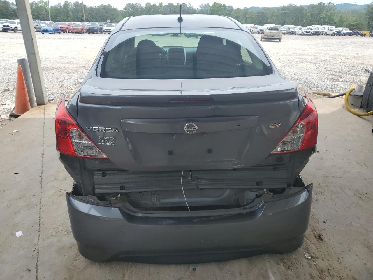 2017 Nissan Versa S - Image 6