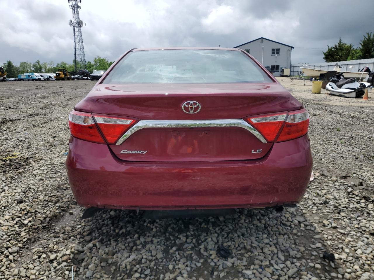 2017 Toyota Camry Le - Фото 6