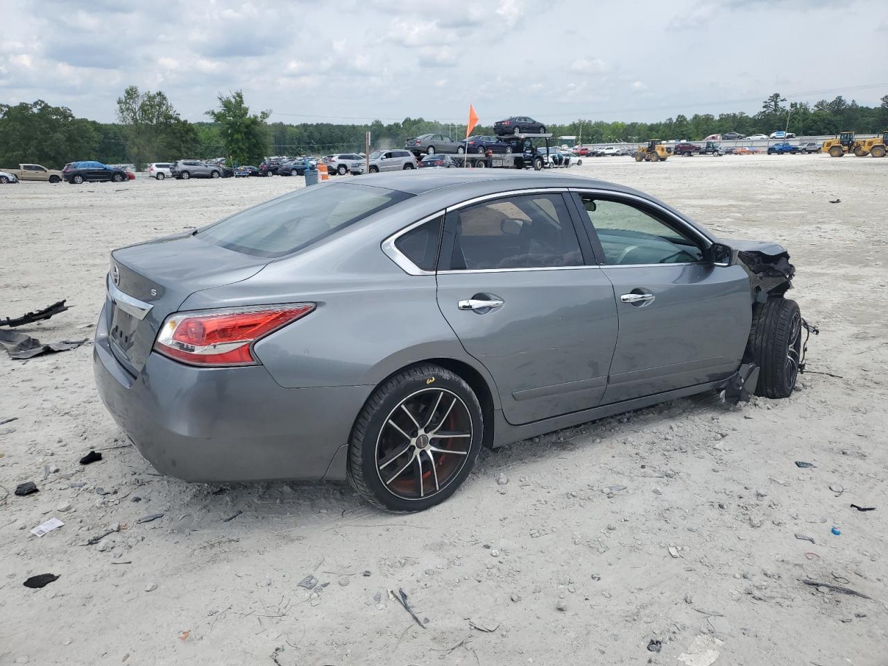 2015 Nissan Altima 2.5 - Фото 3