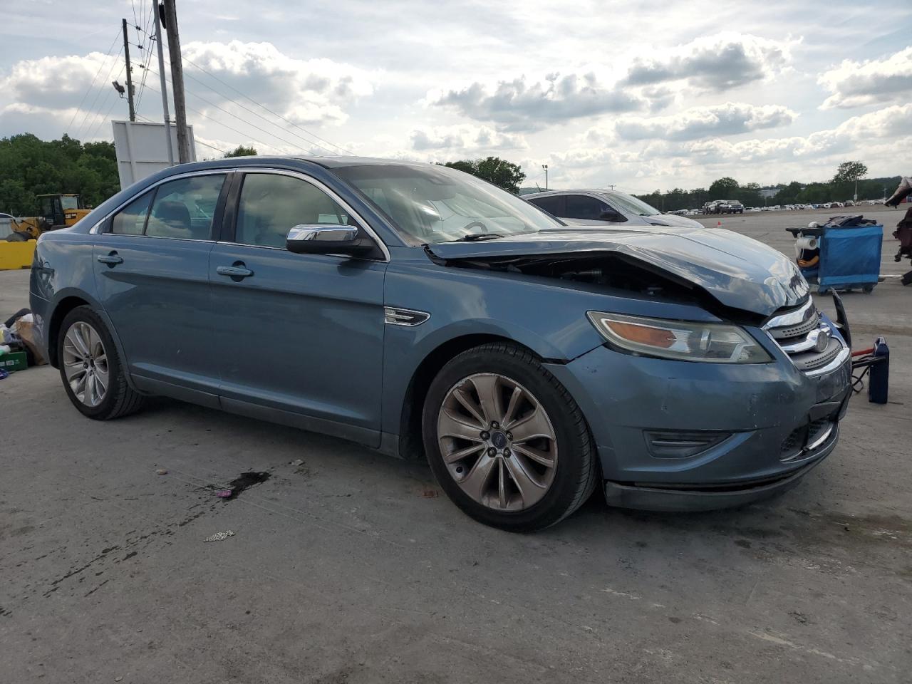 2010 Ford Taurus Limited - Фото 4