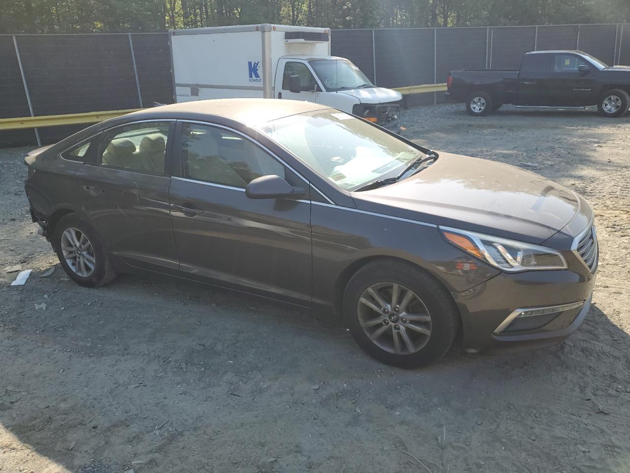 2015 Hyundai Sonata Se - Image 4