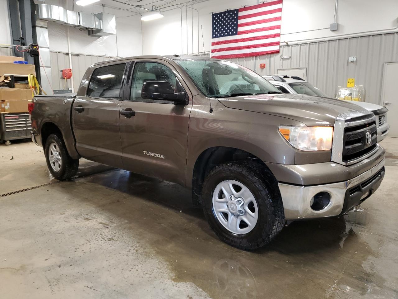 2013 Toyota Tundra Crewmax Sr5 - Фото 4