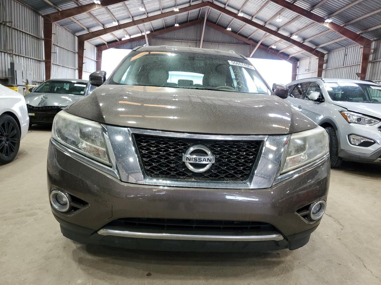 2015 Nissan Pathfinder S - Фото 5