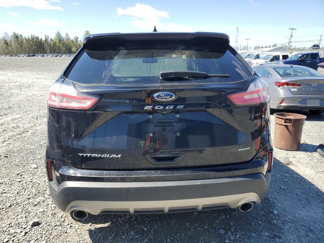 2022 Ford Edge Titanium - Фото 6